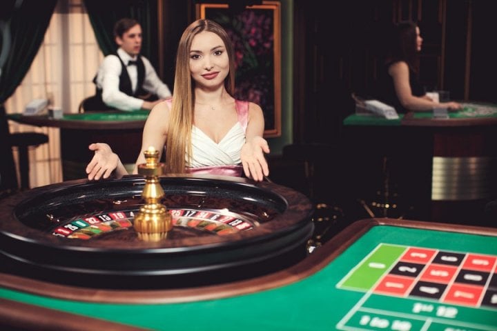 Best Live Casinos - Play Live Dealer Games